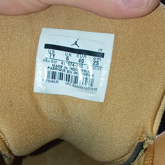 Wheat 13s. Bought them an they were to small. - Picture 2 of 6